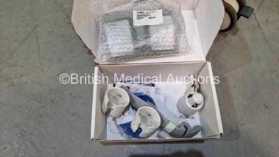 Siemens Acuson P300 Portable Ultrasound Scanner Model No 10852646 *S/N 001111* **Mfd 2014** System Software RES 1.01 STD 13.21 ODS 13.10 with 1 x Transducer / Probe (LA435) on Stand (Powers Up - HDD Removed) **IR248** - 8