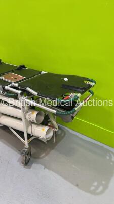 Ferno CCT SIX-M Critical Care Trolley (Wheel Rubbers Damaged / Missing) *S/N CCT-1163* - 5