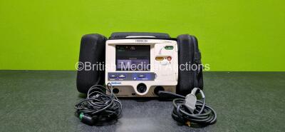 Medtronic Lifepak 20e Defibrillator / Monitor (Powers Up) Including Pacer, ECG and Printer Options with 1 x Paddle Lead and 1 x 3 Lead ECG