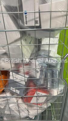 Mixed Cage Including labcorp Specimen Collection Sets, BBraun Introcan Safety 3 CLosed IV Catheters and Smiths Medical Portex Tuohy Needles (Out of Date - Cage Not Included) - 4