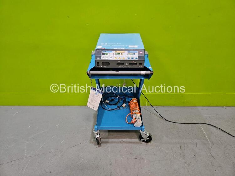 Valleylab Force FX-8CS Electrosurgical / Diathermy Unit *Mfd - 2013* (Powers Up) on Trolley