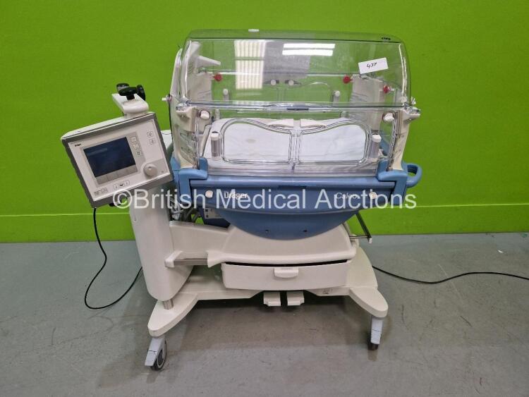 Drager Caleo Infant Incubator Version 2.11 with Mattress *Mfd-2009* (Powers Up) *SN ASAL-0033*