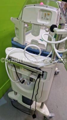 Drager Caleo Infant Incubator Version 2.11 with Mattress *Mfd-2009* (Powers Up) *SN ASAL-0035* - 5