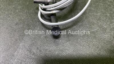 Job Lot Including 1 x Siemens Acuson 13L5 Ultrasound Transducer / Probe and 1 x GE TE 100024 Transducer *Damaged Cable* (Both Untested) - 3