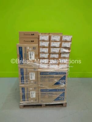 Pallet of Consumables Including Terumo and Pennine Units *IN RACKING*