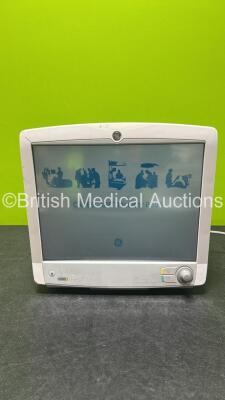 GE Carescape B650 Touch Screen Patient Monitor (Powers Up - Some Casing Damage - See Photo) *SN SEW13244962HA*