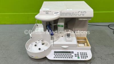 Pharmacia Diagnostics UniCAP100 (Powers Up) *18550*