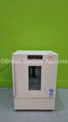 Sanyo MIR-153 Incubator (Powers Up)