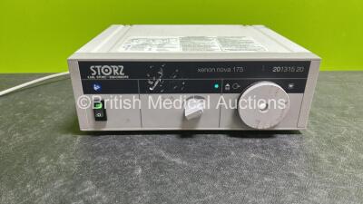 Karl Storz Endoskope Xenon Nova 175 201315-20 Light Source Unit (Powers Up)