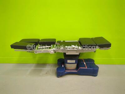 Maquet alphamaxx 1133.12B1 Electric Operating Table with Cushions (Powers Up) *SN 01102*