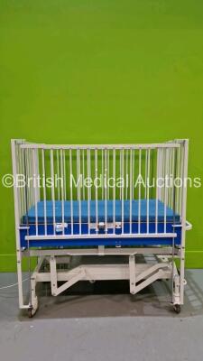 Arjo Huntleigh Electric Cot With Mattress and Controller (No Power)