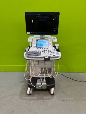 GE Logiq E9 XDClear Flat Screen Ultrasound Scanner Ref 5205000-9 *Mfd - 2015* Software Version R6 Software Revision 1.1 (Powers Up, Unable to Lock Keyboard, Keyboard Missing Button) with 3 x Transducers Including 1 x ML6-15, 1 x 9L-D, 1 x C1-6 (Not Able t