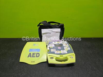 Zoll AED Plus Fully Automatic Defibrillator (No Power Due to Suspected Flat Battery) in Case