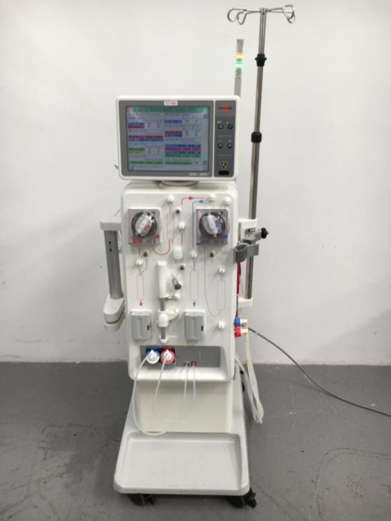 Nikkiso DBB05 Dialysis Machine Running Hours 13868 with Hoses *Mfd
