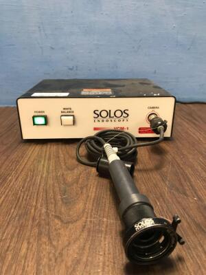 Solos Endoscopy VCM-1 PAL Camera Control Unit with Solos WS 27-11265-A Camera Head (Powers Up)