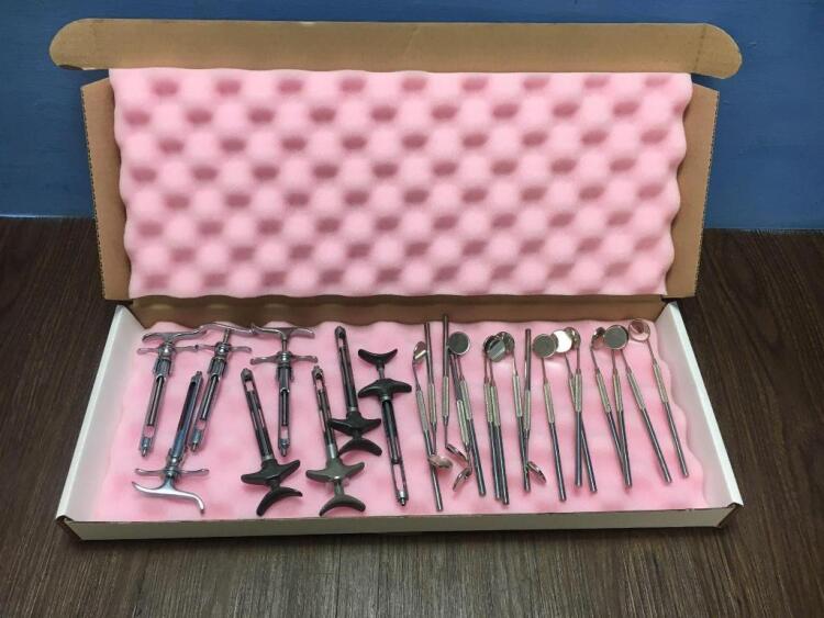 24 x Assorted Dental Mirrors and Syringes