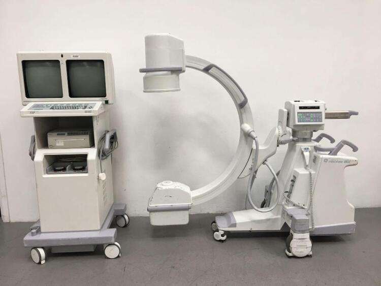 GE FlexiView 8800 OEC Mobile X-Ray C-Arm with Dual Screen Image Intensifier,Sony Video Graphic Printer UP-980CE,Footswitch, Control Hand Trigger and K