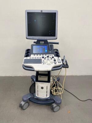 GE Logiq S8 Flat Screen Ultrasound Scanner *Mfd - 02/2012* Software Version - R1 Software Revision - 5.10 with 2 x Transducers / Probes (1 x C1-5-D *M