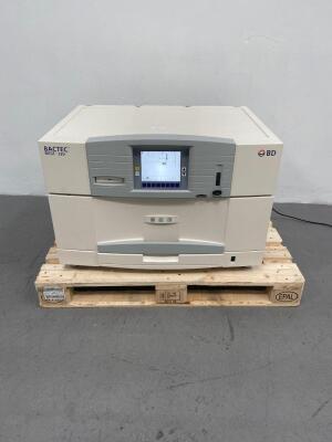 BD BACTEC MGIT 320 Mycobacteria Culture System Cat. No. - 441743 (Powers Up and in Excellent Condition) *MT0801*