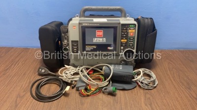 Medtronic Physio-Control Lifepak 15 12-Lead Monitor / Defibrillator *Mfd - 2010* Ref - 99577-000025 P/N - V15-2-000030 Software Version - 3207410-007