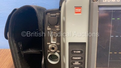 Medtronic Physio-Control Lifepak 15 12-Lead Monitor / Defibrillator *Mfd - 2010* Ref - 99577-000025 P/N - V15-2-000030 Software Version - 3207410-007 - 3