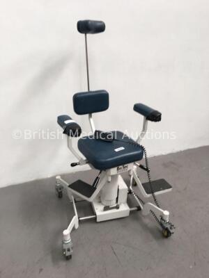 BriTec Bright Technologies Ltd Electric Examination/Operating Chair with Controller (No Power-Clicking Noise) *G* * SN 00062166 * - 2