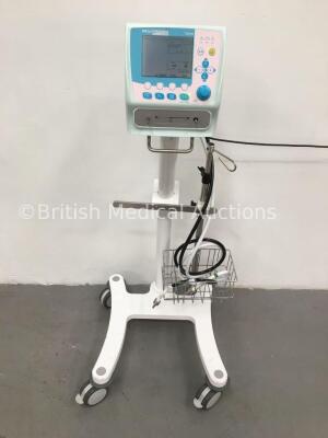 Acutronic Fabian Therapy Ventilator Version 1.00 on Stand with Hoses (Powers Up) * SN 10-00184 * * Mfd June 2012 *