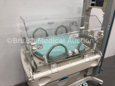 Ohmeda Medical Giraffe Infant Incubator with Mattress (Powers Up with System Failure 25) - 2