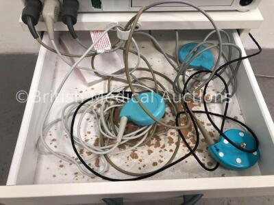 GE 250cx Series Fetal Monitor on Trolley with 2 x US Transducers,1 x TOCO Transducer and 1 x Finger Trigger (Powers Up) *C* - 4