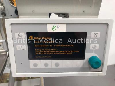 Datex-Ohmeda Aestiva/5 Anaesthesia Machine with Datex-Ohmeda Aestiva SmartVent Software Version 3.5,Oxygen Mixer,Absorber,Bellows and Hoses (Powers Up - 2