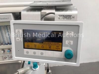 Datex-Ohmeda Aestiva/5 Anaesthesia Machine with Datex-Ohmeda Aestiva SmartVent Software Version 4.8,Datex-Ohmeda Isotec 5 Isoflurane Vaporizer,Oxygen - 5
