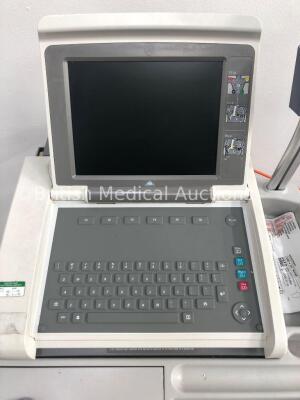 GE MAC 5000 ECG Machine on Stand (Powers Up) - 2