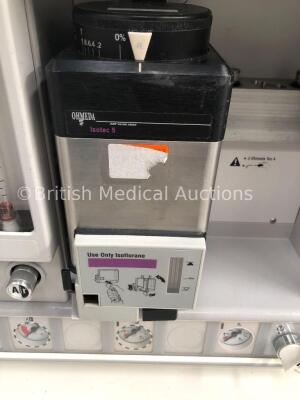 Datex-Ohmeda Aestiva/5 Anaesthesia Machine with Datex-Ohmeda 7100 Ventilator Software Version 1.4 with Datex-Ohmeda Isotec 5 Isoflurane Vaporizer,Bell - 6