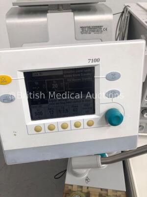 Datex-Ohmeda Aestiva/5 Anaesthesia Machine with Datex-Ohmeda 7100 Ventilator Software Version 1.4 with Datex-Ohmeda Isotec 5 Isoflurane Vaporizer,Bell - 3