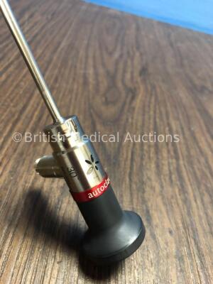 Smith & Nephew Ref 3894 30 Degree Autoclavable Arthroscope (Clear Image) *S/N QH761685* - 2