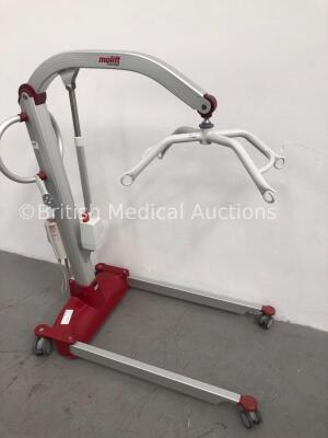 Molift Partner Electric Patient Hoist with Controller (Unable To Test Due to No Battery) - 3