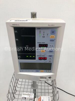 Mindray Accutorr Patient Monitor on Stand (Powers Up) *GH* - 2