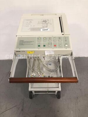 Philips PageWriter 100 ECG Machine on Stand with 1 x 10-Lead ECG Lead (Powers Up) * SN US00604677 *