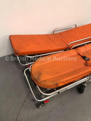 2 x Ferno 35A Series Cots with Mattresses and Straps - 3