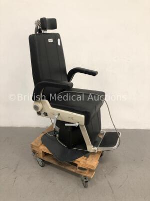 Belmont MAC-150E Ophthalmic Chair with Footswitch (No Power) * Skate Not Included *