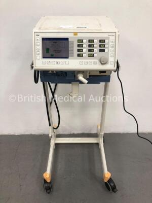 Drager Evita 2 Dura Ventilator Version 04.00 Type 8413080 Working Hours 66458 on Stand with Hoses (Powers Up) * SN ARMK-0189 *