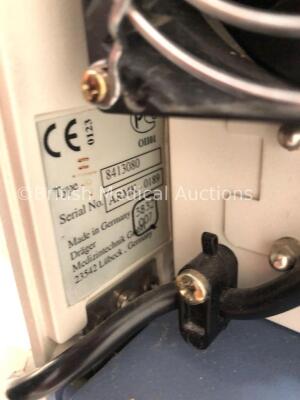 Drager Evita 2 Dura Ventilator Version 04.00 Type 8413080 Working Hours 66458 on Stand with Hoses (Powers Up) * SN ARMK-0189 * - 6