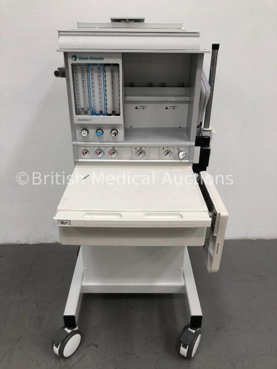 Datex-Ohmeda Aestiva/5 Induction Anaesthesia Machine with Hoses and Regulator * Asset No 41228 *