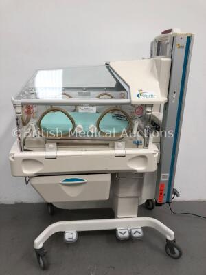 Ohmeda Medical Giraffe OmniBed Infant Incubator with Mattress (Powers Up) * SN HDGL51079 *