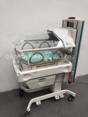 Ohmeda Medical Giraffe OmniBed Infant Incubator with Mattress (Powers Up) * SN HDGN50989 * - 2