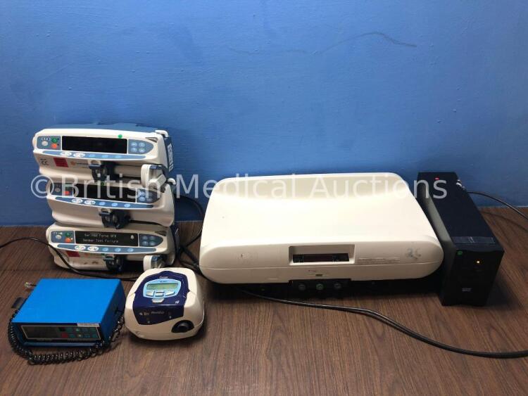 Mixed Lot Including 1 x Teledyne Electronic Devices Oxygen Meter (No Power) 3 x Carefusion Alaris CC Syringe Pumps (1 Powers Up with Alarm, 2 No Power