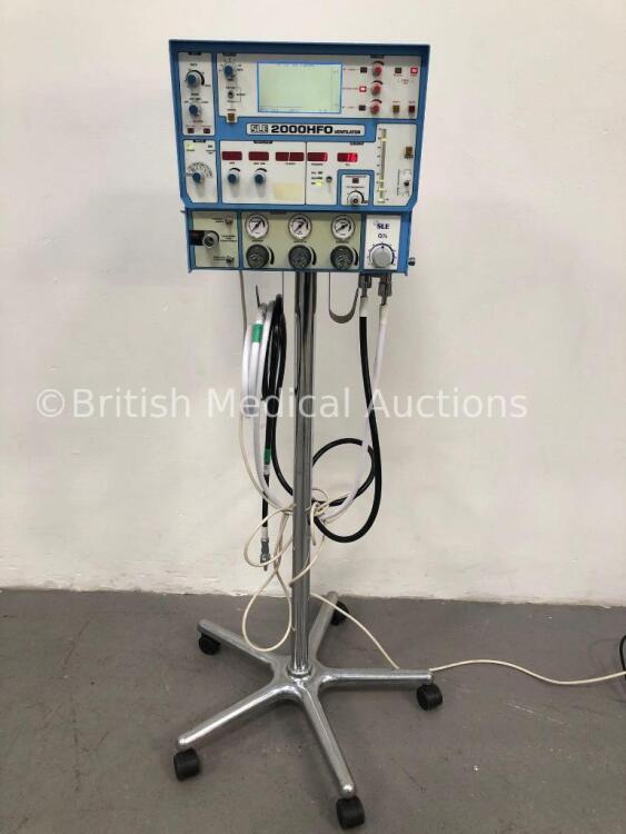 SLE 2000HFO Ventilator Version 1.6 Running Hours 23055 on Stand with Hoses (Powers Up) * SN 4H1104 *