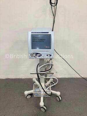 SLE5000 Infant Ventilator TTV Plus (Model L) Software Version 5.0 on Stand with Hoses (Powers Up) * SN 53122 * * Mfd 2009 *