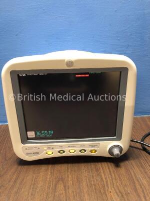 GE Dash 4000 Patient Monitor Including ECG, NBP, CO2, BP 1/3, BP 2/4, SpO2 andTemp/CO Options with 2 x SM 201-6 Battery (Powers Up)