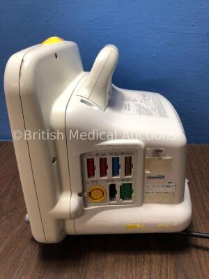 GE Dash 4000 Patient Monitor Including ECG, NBP, CO2, BP 1/3, BP 2/4, SpO2 andTemp/CO Options with 2 x SM 201-6 Battery (Powers Up) - 2